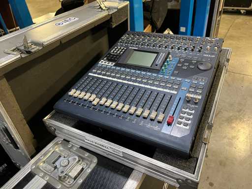 YAMAHA - O1V96 - 16-Channel Digital Mixer