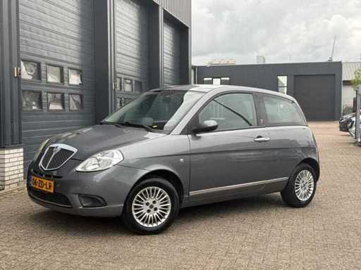 Lancia Ypsilon 1.2 Argento | 06-ZD-LR i