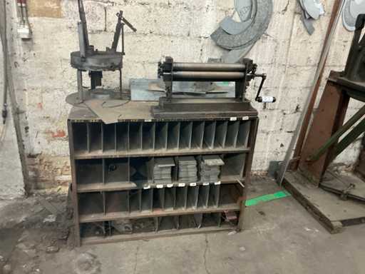 Vintage hand-held record roller