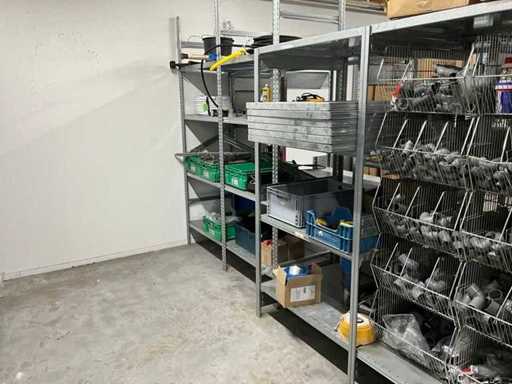 Befestigungselemente, Kupplungen und Werkzeuge