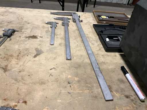 Mitutoyo Caliper (3x)