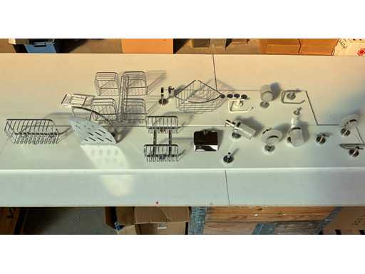 Tesa Modelle anzeigen verschiedene Duschgarnituren