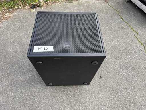 AED - Multisub 18" - Sub