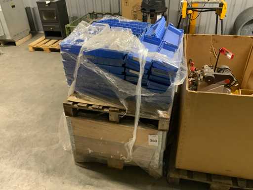 Partij kunststof voorraadbakjes