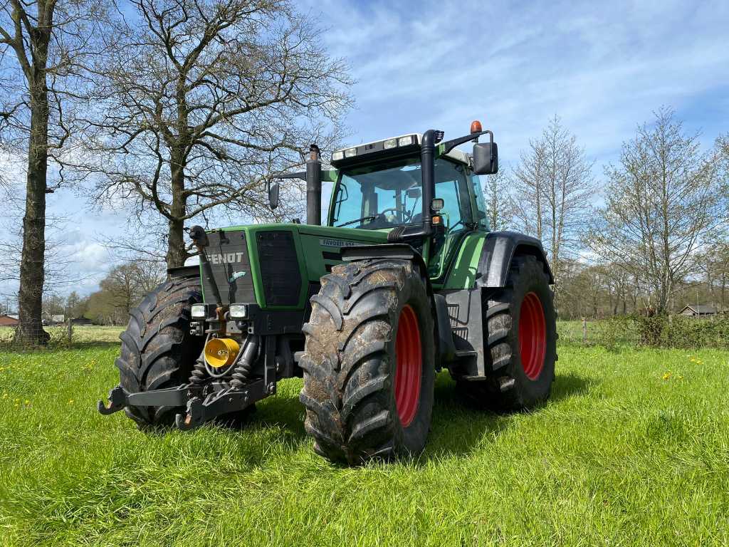 2000 Fendt Favorit 924 Tractor agricol cu tracțiune integrală
