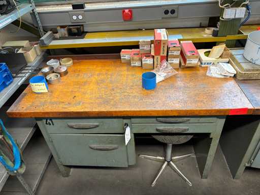   Workbench with contents
