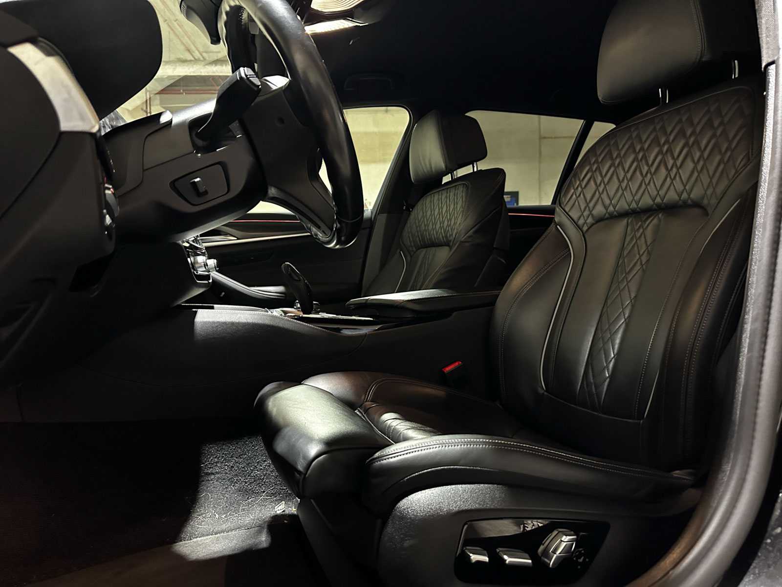 BMW 520i Touring High Executive Edition M-Sport 184pk 2021 (Origineel-NL) 5-Serie G31, L-194-JX