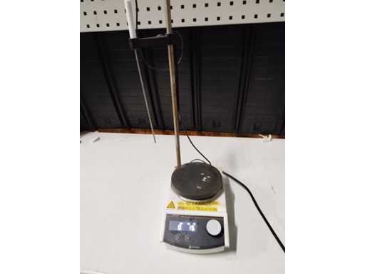 Heidolph - 2020 - MR Hei Tec - Heated Magnetic Stirrer with Temperature Probe