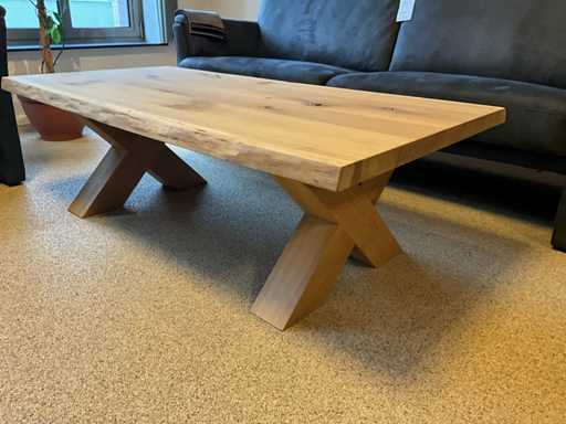 D?bowy stolik kawowy