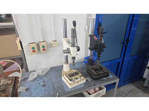 DARBELI MARKALAMA PRESI + SEVER Presse manuelle pour œillets et rivets