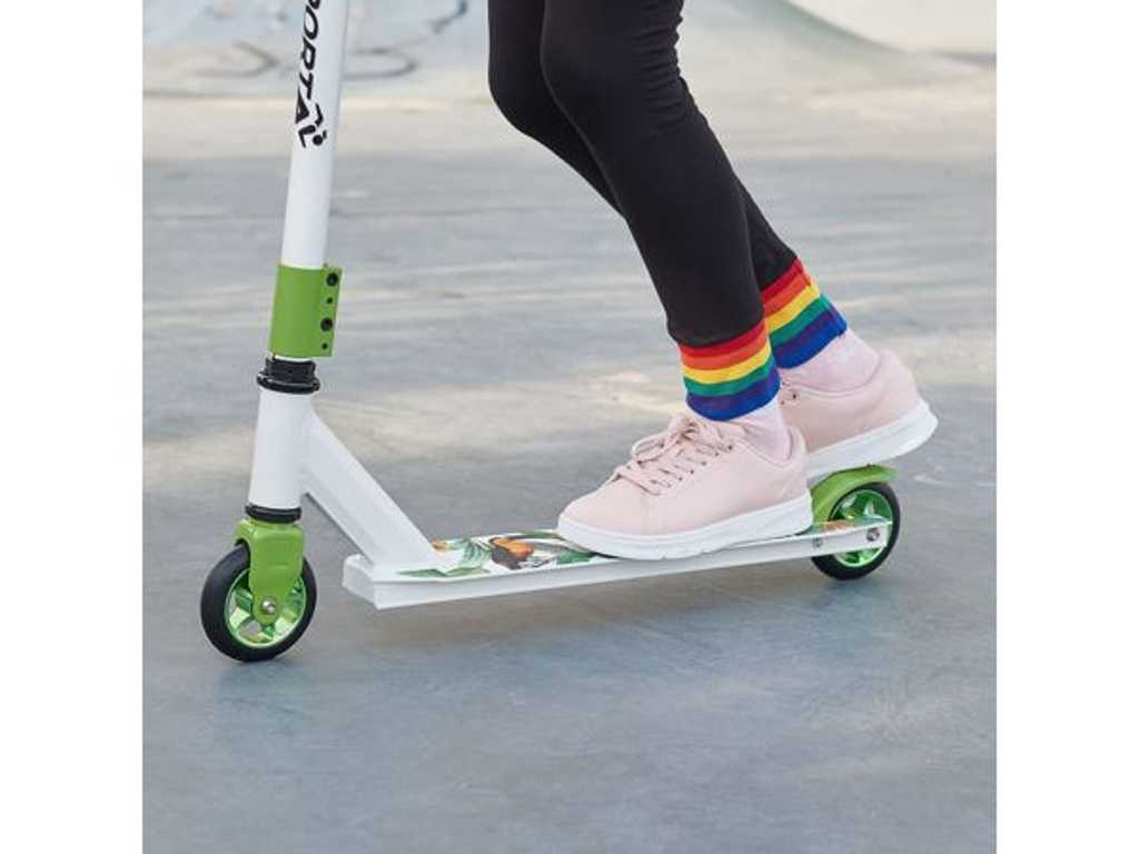 Stunt Scooter with 360° Steering