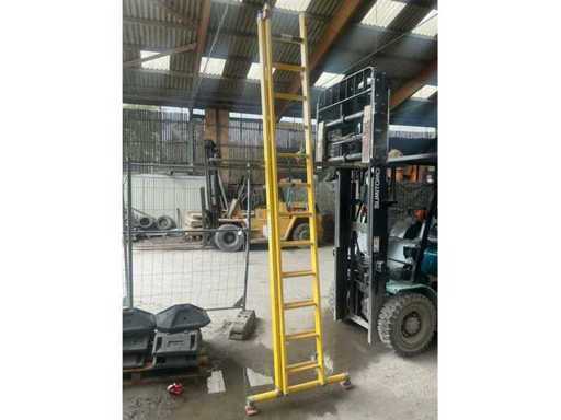 Staltor 2x12 Polyester Sliding Ladder