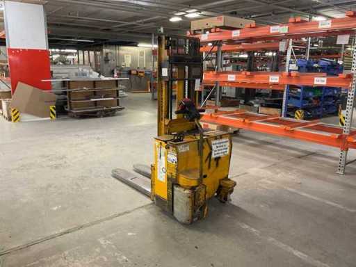 1975 JUNGHEINRICH 824 EJC 12.5G/ 115-290T Elektrische Palletwagen