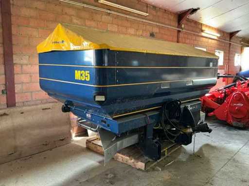 2021 Boqballe M35 Fertilizer Spreader Unused