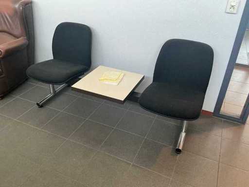 Scaunul din sala de așteptare