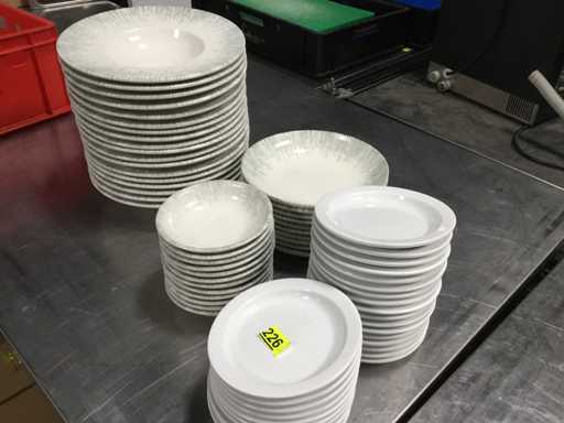 Plates (4x)
