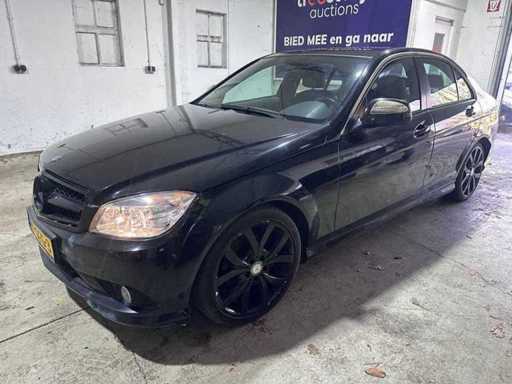 Mercedes-Benz - C-Class - 200 K - 70-GFG-3