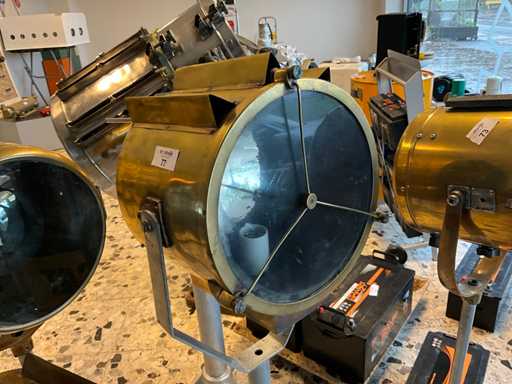 Lampada di ricerca NN