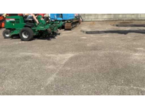 b2125d94-68ae-4c7a-965a-59107399636d.mp4