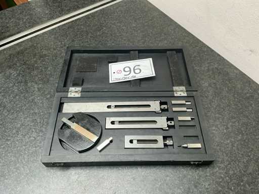 Zentrier- und Einstellgerät