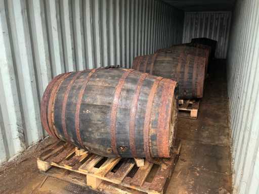 Single Grain Whisky (5 barrels, 2,070 litres, aged for 6 years)