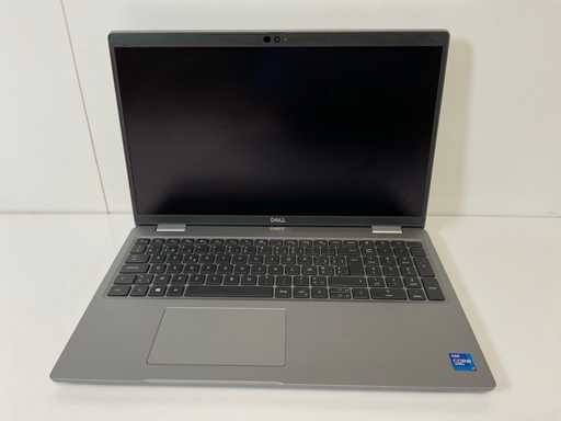 Dell Latitude 5520 15.5", Core(TM) i7 11a generazione, 16 GB di RAM, 512 GB di laptop NVMe