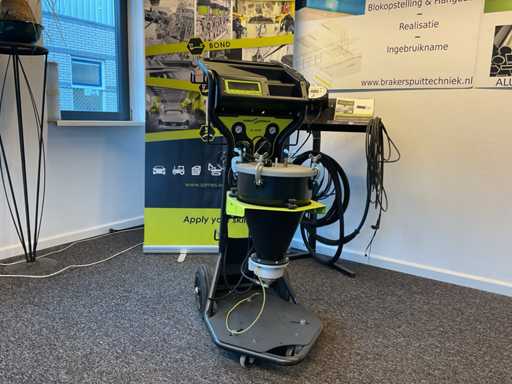 Semestr 2017 Kreml e-Jet2 CRN457 Sprzęt do malowania proszkowego