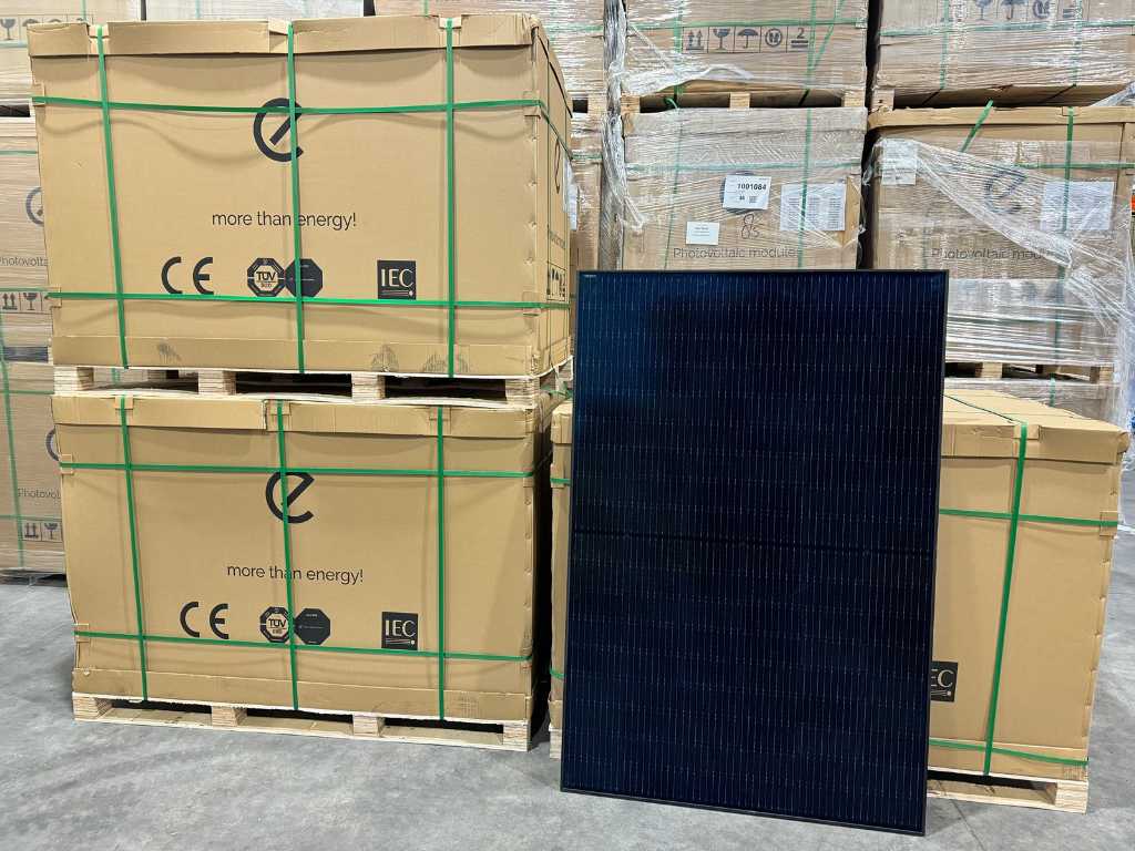 Exiom - set of 108 full black (410 wp) solar panels
