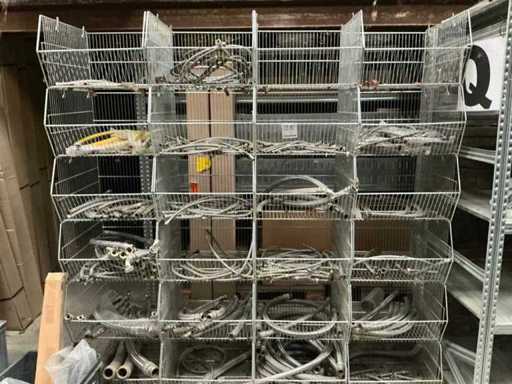 Batch of various sanitary flexible hoses