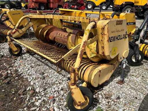 1995 New Holland 340W Grass pic-up