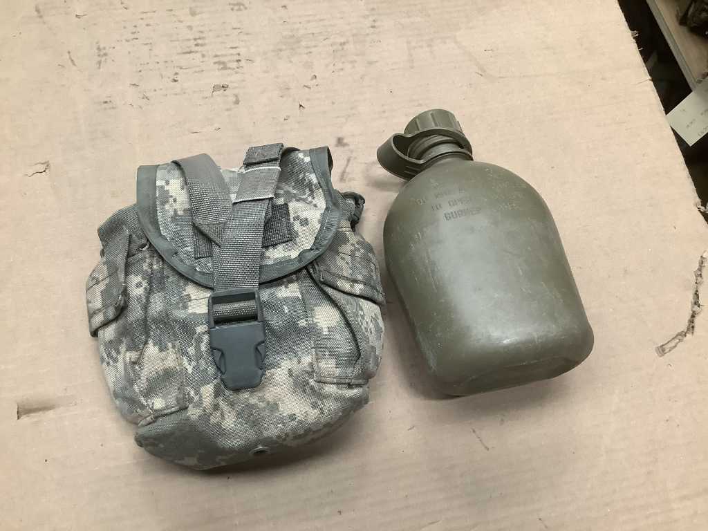 Water canteen with pouch (8x)