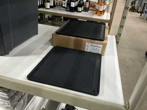 Rational 2/3 gn pizza/ grill plates (4x)