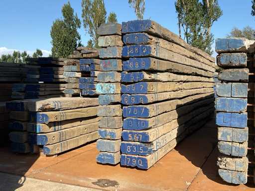 Hardwood dragline bulkhead (17x)