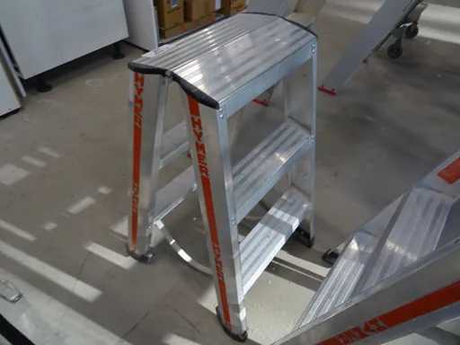 Hymer – Scherenleiter 2x3