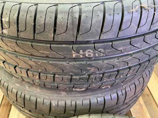 Senturato 225/45 R18 Band, wiel en velg (3x)