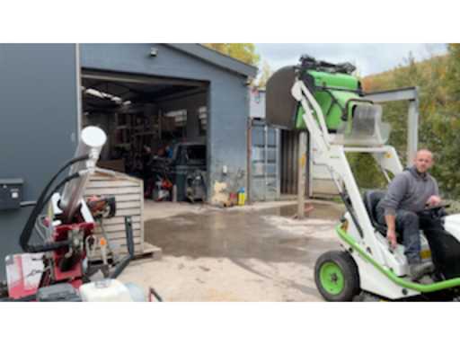 21f9092e-e585-4c51-bc10-7a103f320a12.mp4