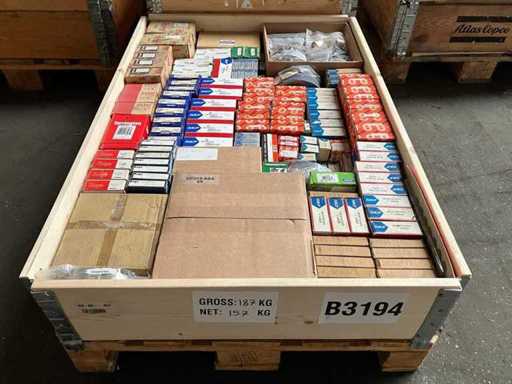 FAG / SKF / Asahi / NTN - Lot de divers roulements industriels