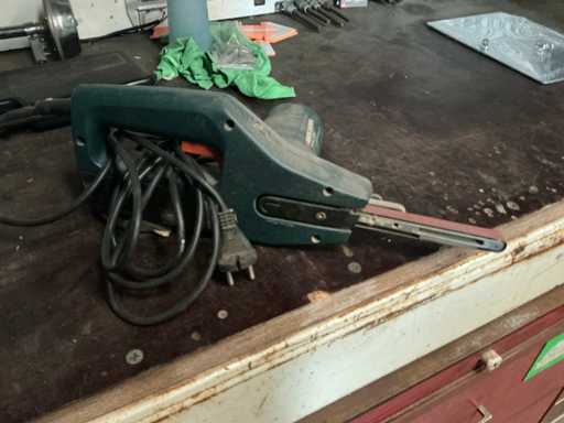 Șlefuitor de margine Black & Decker