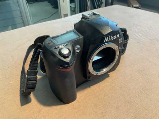 Fotocamera fotografica digitale Nikon D70