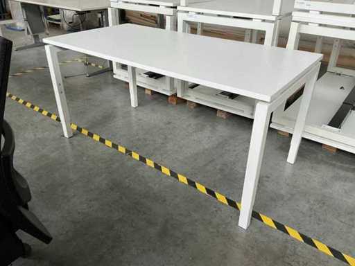 Schreibtisch (3x)