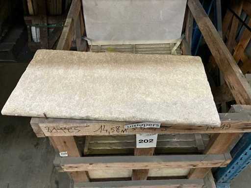 Carrelage de jardin en pierre naturelle beige marocain