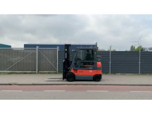 7ae4a36a-8d97-460e-a0da-42c7ffa7c42b.mp4