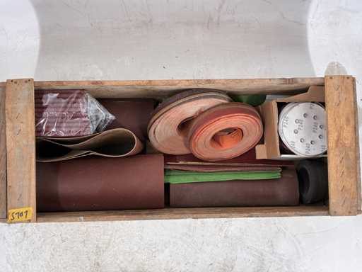 Schleifmittel_Konvolut