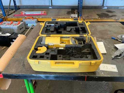 Laser à tubes TOPCON TP-L4
