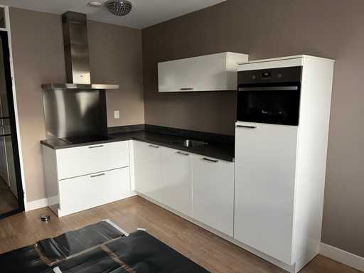 Küche mit Zanussi-Geräten