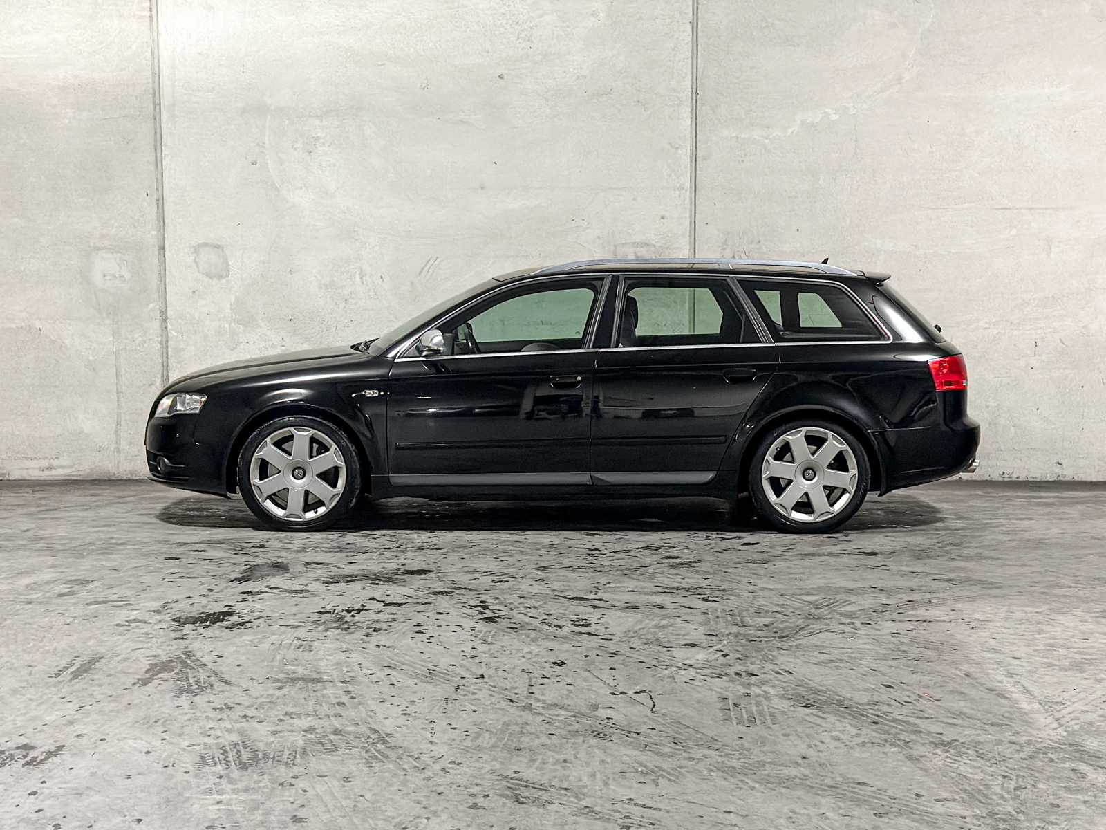Audi S4 Avant 4.2 V8 Quattro Pro Line 344pk 2006 B7, 70-TRT-9 Youngtimer