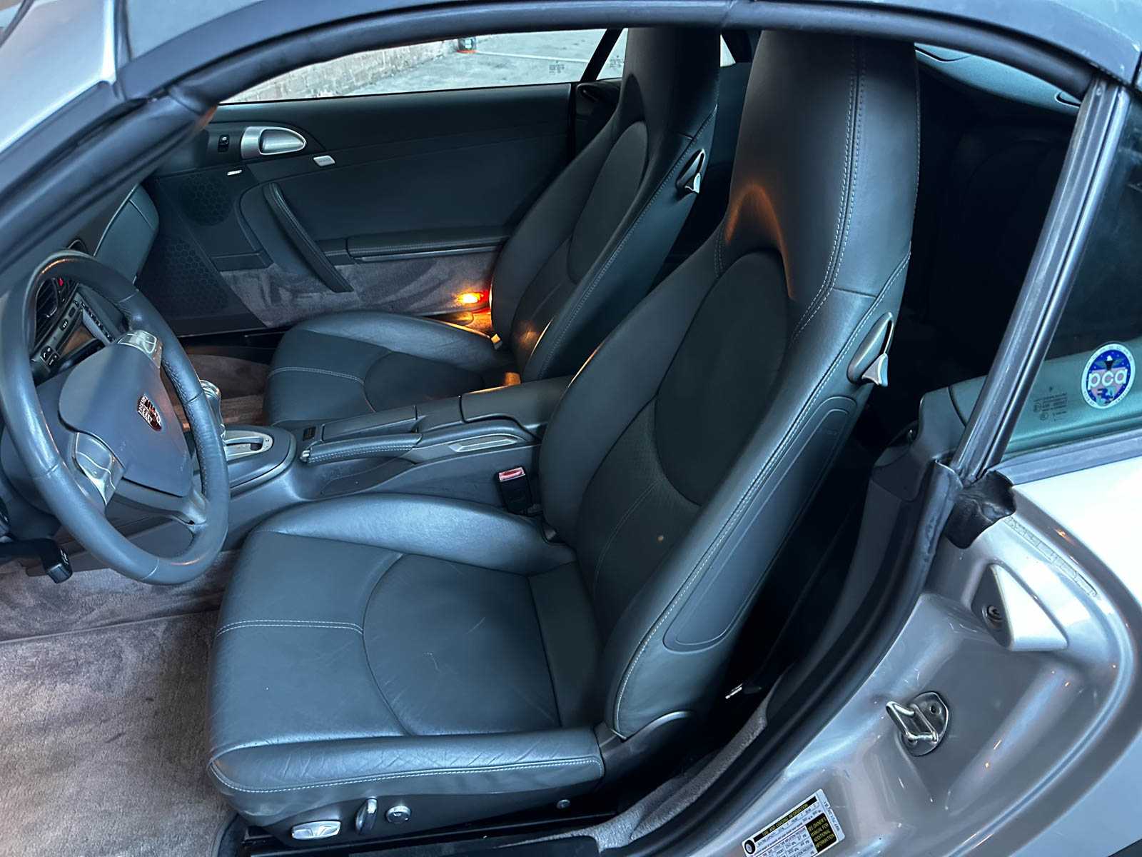 Porsche 911 Carrera Cabriolet 3.6 997 Sport-Chrono 325pk 2006 Youngtimer