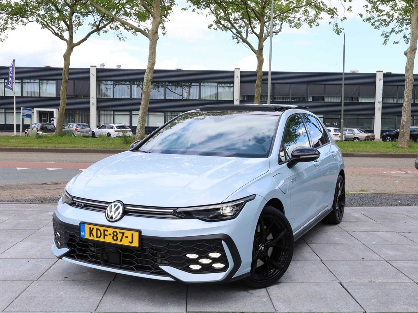 Volkswagen Golf GTE 1.5 eHybrid PHEV 272HP Automatic 2024, KDF-87-J