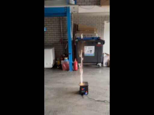 1ce941e3-4ef5-42ba-9306-6f4dda259f0b.mp4