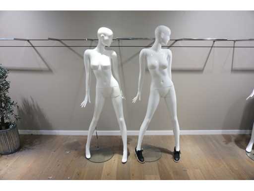 Mannequin ladies (2x)